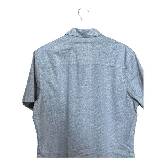 Travis Mathew Button Up Shirt Mens Medium white BlueCasual Stretch Lightweight G - Picture 3 of 9